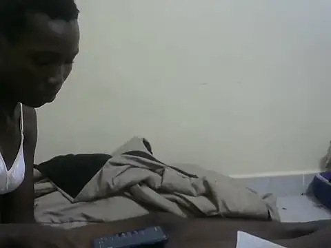 cute avy0 online show from 06-23-26, 05:11
