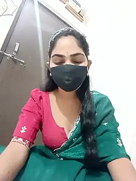 Snapshot of savita97567 chatting on 06-12-26, 04:17 savita97567 online show from 06-12-26, 04:17