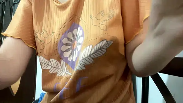 Snapshot of SindyKay chatting on 07-13-26, 05:43 SindyKay online show from 07-13-26, 05:43