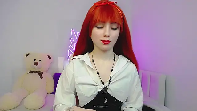 Snapshot of ArielDreamm chatting on 06-10-26, 08:02 ArielDreamm online show from 06-10-26, 08:02