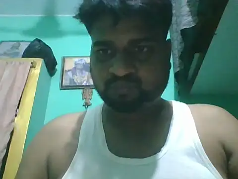 Snapshot of mature_boy_patna chatting on 07-12-26, 06:10 mature boy patna online show from 07-12-26, 06:10