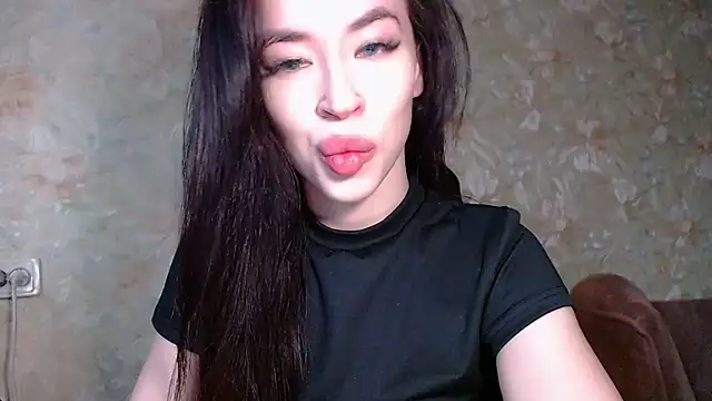 Snapshot of lu_dominationn chatting on 07-05-26, 07:26 lu dominationn online show from 07-05-26, 07:26