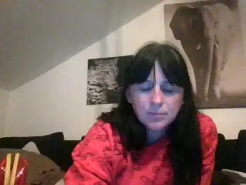 Snapshot of sexujuly88 chatting on 10-03-25, 09:45 sexujuly88 online show from 10-03-25, 09:45