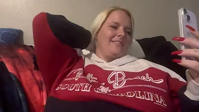Snapshot of Girthdaddy9 chatting on 07-19-26, 12:25 Girthdaddy9 online show from 07-19-26, 12:25