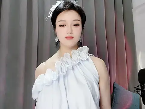 Momo-Wow online show from 06-05-26, 06:52