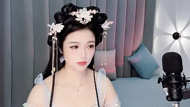 Momo-Wow online show from 06-12-26, 05:50