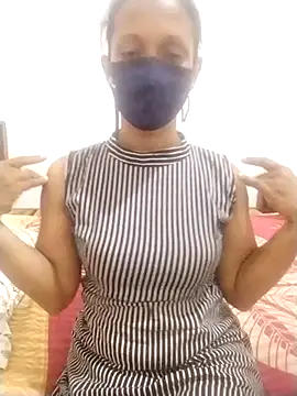 Snapshot of slfuncouple chatting on 08-09-26, 02:57 slfuncouple online show from 08-09-26, 02:57