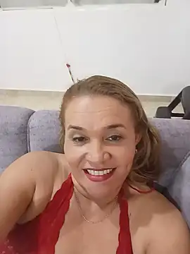 Snapshot of Sara_hilton02 chatting on 06-17-26, 01:41 Sara hilton02 online show from 06-17-26, 01:41