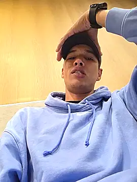 Snapshot of el_negga chatting on 06-02-26, 11:29 el negga online show from 06-02-26, 11:29