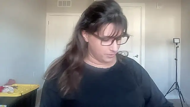 maddiliz online show from 12-20-25, 07:32