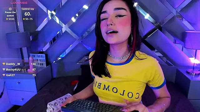 Start xmoonx online show from 06-25-26, 04:01