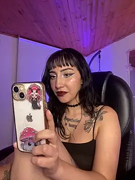 Zaira pink online show from 06-02-26, 04:03