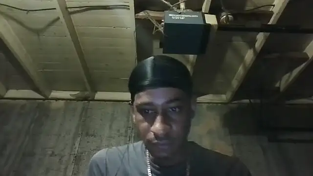 Snapshot of Leo99842 chatting on 06-20-26, 03:31 Leo99842 online show from 06-20-26, 03:31
