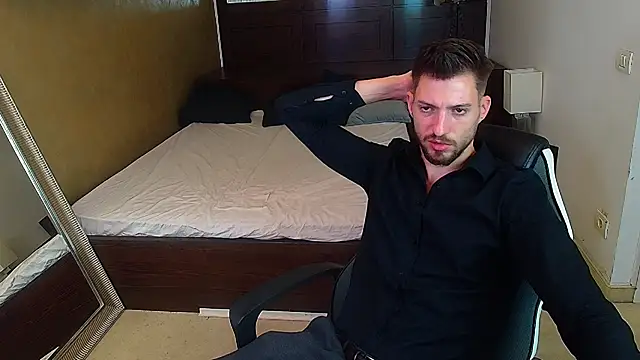 FelixRook online show from 06-18-26, 04:24
