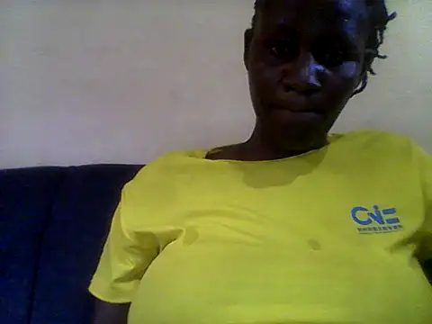 Snapshot of Angelbee_ chatting on 07-11-26, 12:41 Angelbee online show from 07-11-26, 12:41