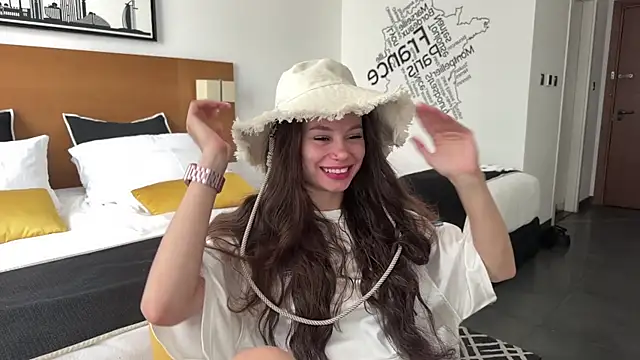 Snapshot of kittyrae chatting on 07-19-26, 07:12 kittyrae online show from 07-19-26, 07:12
