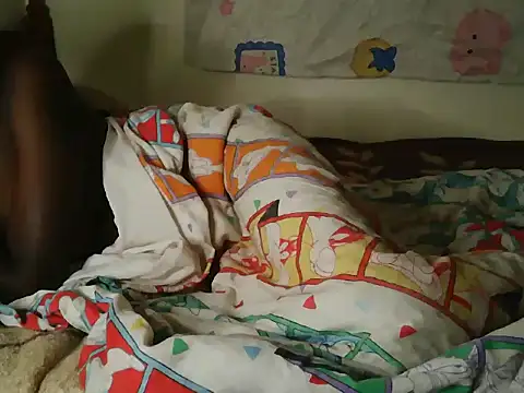 Snapshot of Prettyliz001 chatting on 06-07-26, 01:43 Prettyliz001 online show from 06-07-26, 01:43