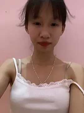 Snapshot of Abi_girl12 chatting on 07-15-26, 04:01 Abi girl12 online show from 07-15-26, 04:01