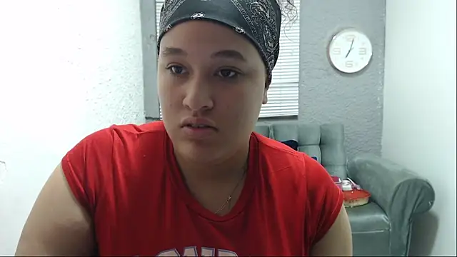 Snapshot of leilasosexy chatting on 06-05-26, 02:34 leilasosexy online show from 06-05-26, 02:34