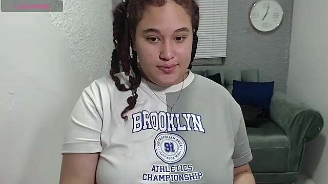 Snapshot of leilasosexy chatting on 06-30-26, 01:23 leilasosexy online show from 06-30-26, 01:23