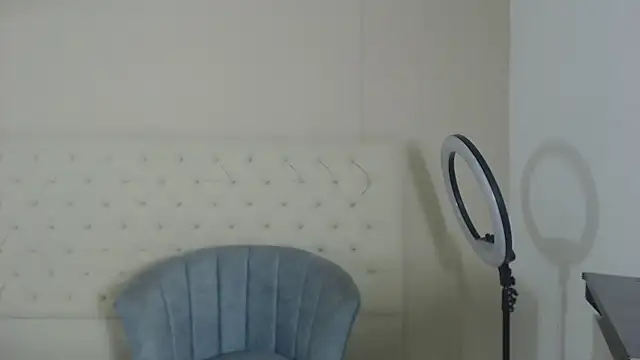 alexa   11 online show from 06-20-26, 12:30