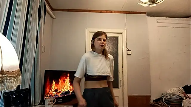 SonyaElliston online show from 06-10-26, 04:28
