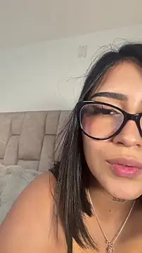 Snapshot of Nicolegh_ chatting on 07-14-26, 02:05 Nicolegh online show from 07-14-26, 02:05