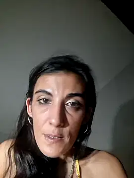 safadinha215 online show from 06-20-26, 07:55
