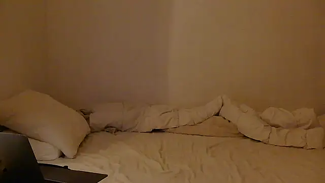 Snapshot of Secretcherryy chatting on 07-22-26, 09:17 Secretcherryy online show from 07-22-26, 09:17