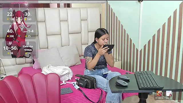 Snapshot of KatANDfer chatting on 07-18-26, 01:26 KatANDfer online show from 07-18-26, 01:26