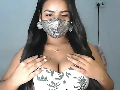 Snapshot of Curvy_Deepa chatting on 07-20-26, 06:21 Curvy Deepa online show from 07-20-26, 06:21