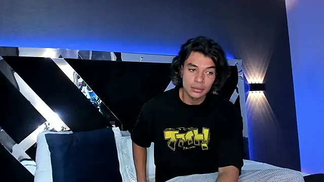 LycanMushu online show from 06-06-26, 03:00