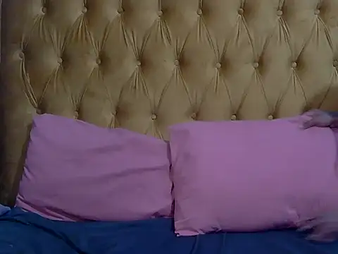 Snapshot of sweetcandyxxx24 chatting on 06-23-26, 05:27 sweetcandyxxx24 online show from 06-23-26, 05:27