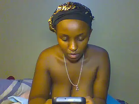 Sexie bobbies online show from 06-25-26, 08:13