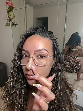 leana bgeee online show from 06-19-26, 12:09