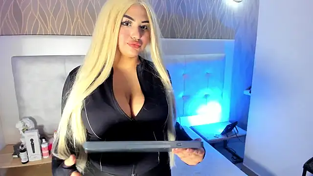 NaomiWhite  online show from 06-13-26, 08:07