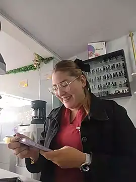 Sandra9530 online show from 06-18-26, 03:05