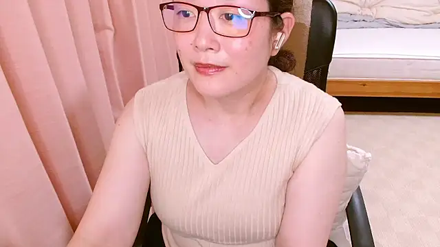 LENA-xo online show from 07-09-26, 02:43