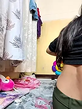 Snapshot of Romantic_riya_06 chatting on 07-17-26, 05:51 Romantic riya 06 online show from 07-17-26, 05:51
