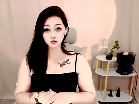Mimi131499 online show from 07-28-26, 02:13