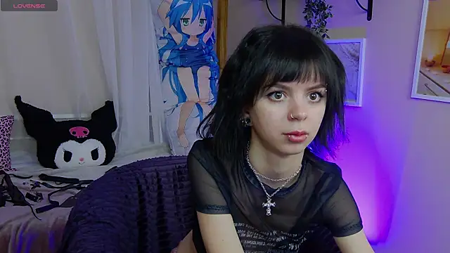 Snapshot of TwiggySmith chatting on 07-04-26, 09:48 TwiggySmith online show from 07-04-26, 09:48