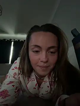 Lucysaphire online show from 06-11-26, 07:12