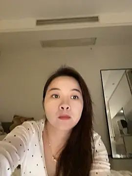 Snapshot of qianduoduo521 chatting on 07-07-26, 03:38 qianduoduo521 online show from 07-07-26, 03:38