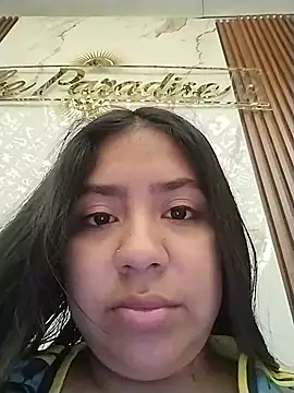 Snapshot of Amber_Herrera chatting on 06-17-26, 12:18 Amber Herrera online show from 06-17-26, 12:18