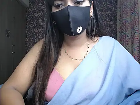 Snapshot of Goddess_Ruhii chatting on 06-20-26, 03:59 Goddess Ruhii online show from 06-20-26, 03:59