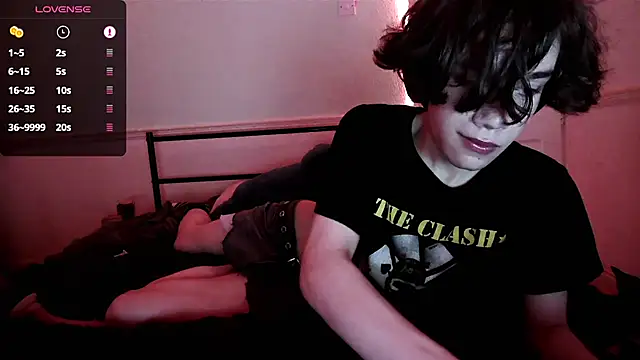 Straything online show from 06-28-26, 11:44
