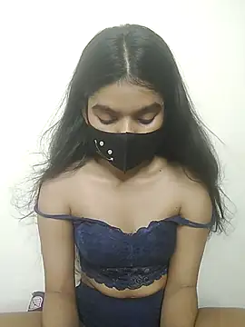 Snapshot of Saniya-Noor chatting on 06-11-26, 05:22 Saniya-Noor online show from 06-11-26, 05:22