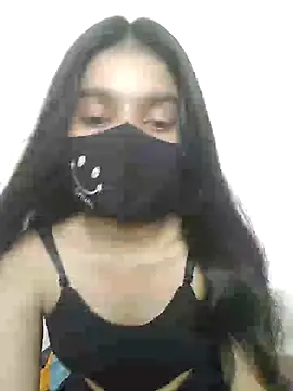 Snapshot of Saniya-Noor chatting on 06-13-26, 06:50 Saniya-Noor online show from 06-13-26, 06:50