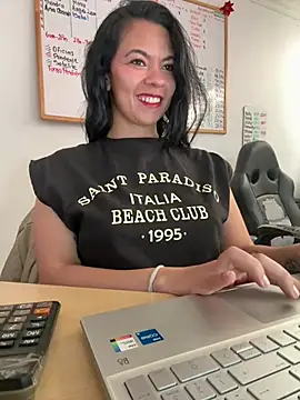 vanellopeFoxx online show from 07-14-26, 04:34