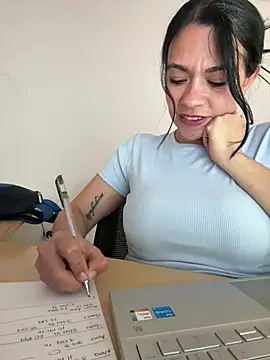 vanellopeFoxx online show from 07-17-26, 05:18